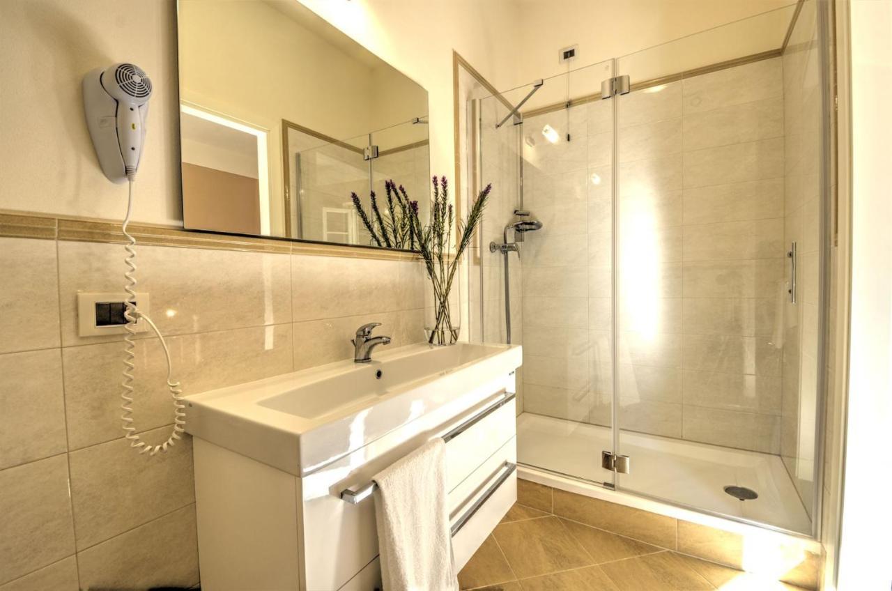 Lucca Cycling Holidays Il Tiglio Rooms SantʼAndrea di Compito Exterior foto